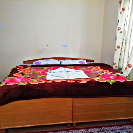 מנאלי Kunga Hotel And Restaurant מראה חיצוני תמונה